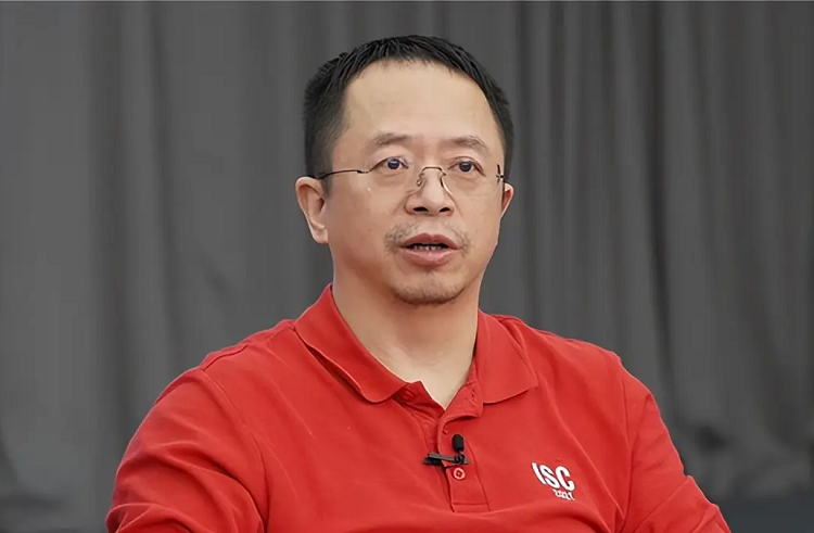 周鸿祎回应魏建军拒绝其试驾,一场网红车评人与老派造车人的公开课 周鸿祎回应魏建军拒绝其试驾,一场网红车评人与老派造车人的公开课