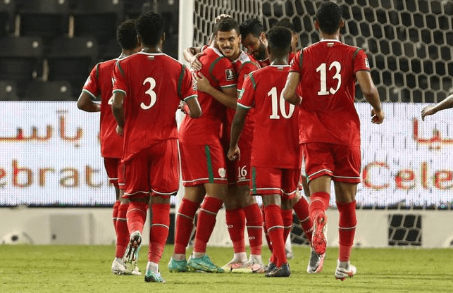 墨尔本骑士 vs 金士顿城，一场澳大利亚足球的草根对决，藏着多少热血与生活？